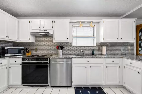 Kitchen - 1825 County Road 359, Eucha, OK 74342 photo 4 of 5