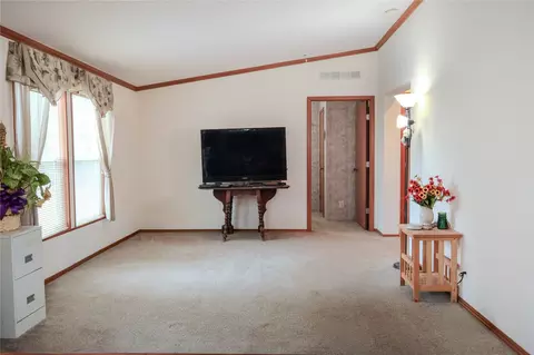 Living - 419231 1139 Rd, Eufaula, OK 74432 photo 1 of 1
