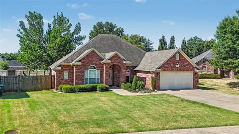 651 Richmond Cir, Tahlequah, OK 74464