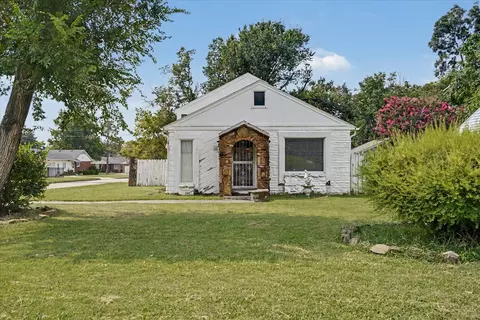 Exterior - 3548 E 29th St, Tulsa, OK 74114 photo 2 of 6