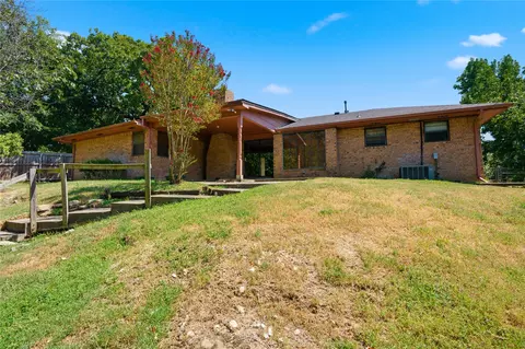 Exterior - 2516 Timber Ter, Ada, OK 74820 photo 3 of 10