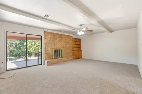 Living - 2516 Timber Ter, Ada, OK 74820 photo 3 of 6
