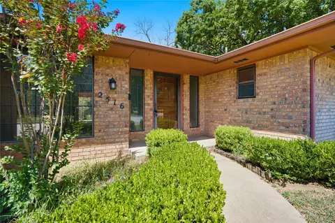 Exterior - 2516 Timber Ter, Ada, OK 74820 photo 2 of 10