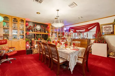 Dining - 623 N Main, Ada, OK 74820 photo 7 of 10