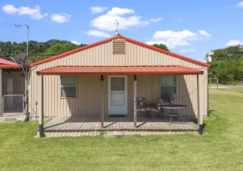 9989 Polecat Ave, Kingston, OK 73439