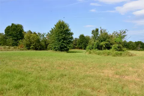16401 E Hackberry Rd, Henryetta, OK 74437 photo 9