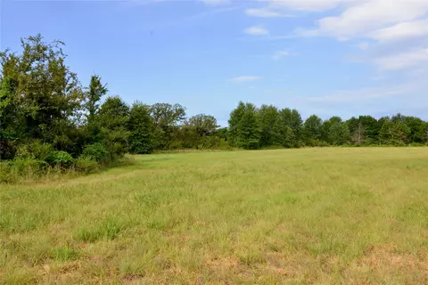 16401 E Hackberry Rd, Henryetta, OK 74437 photo 10