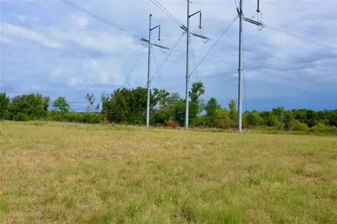 16401 E Hackberry Rd, Henryetta, OK 74437 photo 7