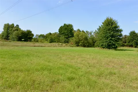 16401 E Hackberry Rd, Henryetta, OK 74437 photo 8