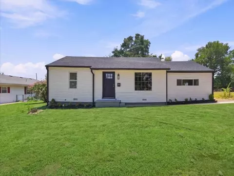 102 W 43rd St S, Sand Springs, OK 74063