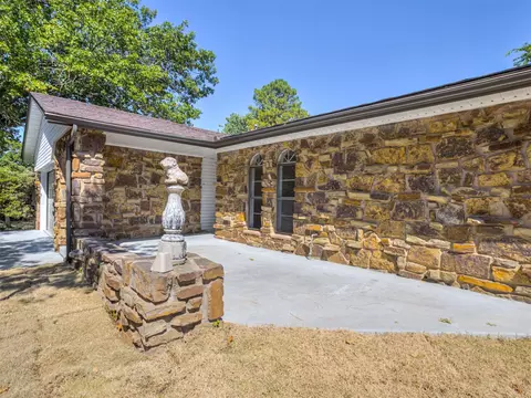 Exterior - 13365 E 32nd Pl, Tulsa, OK 74134 photo 5 of 13
