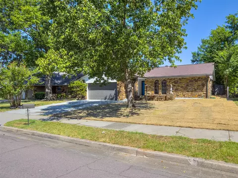 Exterior - 13365 E 32nd Pl, Tulsa, OK 74134 photo 4 of 13