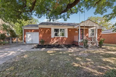 Exterior - 6115 E 4th St, Tulsa, OK 74112 photo 6 of 6