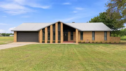 12123 S 4090 Rd, Oologah, OK 74053