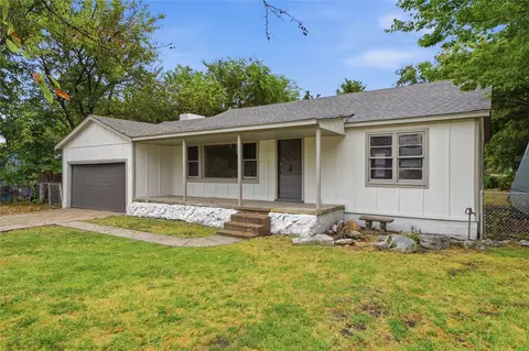 Exterior - 15703 E Latimer Pl, Tulsa, OK 74116 photo 2 of 4