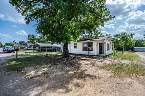 Exterior - 507 N 2nd, Davis, OK 73030 photo 2 of 6