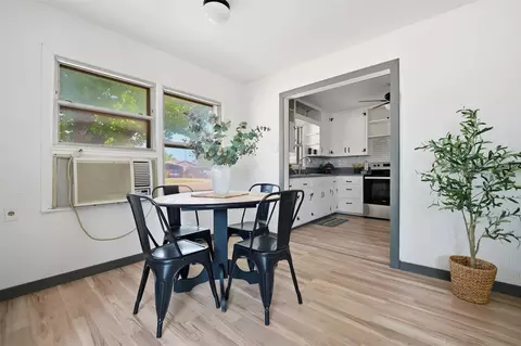 Dining - 507 N 2nd, Davis, OK 73030 photo 2 of 2