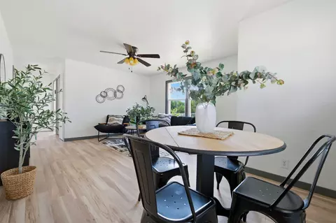 Dining - 507 N 2nd, Davis, OK 73030 photo 1 of 2