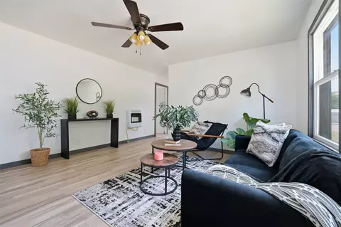 Living - 507 N 2nd, Davis, OK 73030 photo 2 of 2
