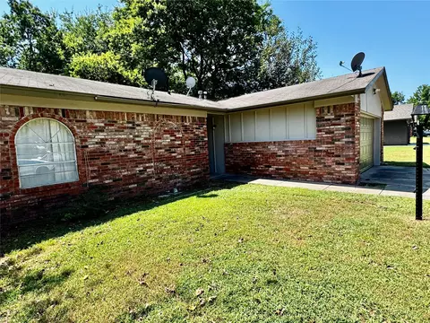 Exterior - 11552 E 27th Ct, Tulsa, OK 74129 photo 3 of 9