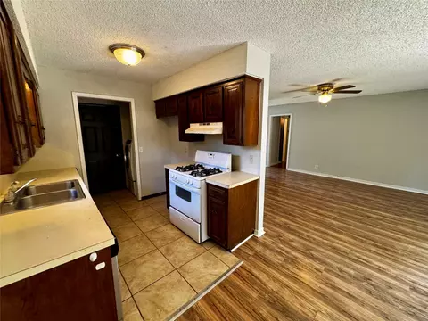 Kitchen - 11552 E 27th Ct, Tulsa, OK 74129 photo 1 of 1