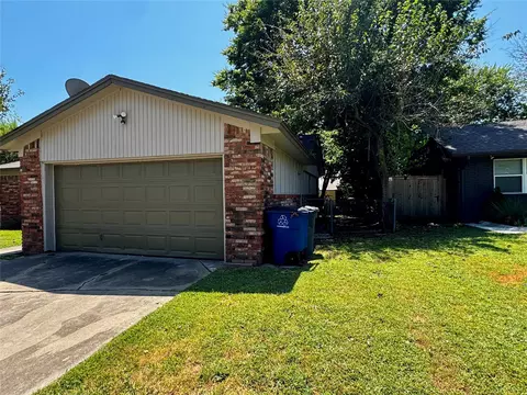 Exterior - 11552 E 27th Ct, Tulsa, OK 74129 photo 2 of 9