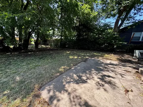Exterior - 11552 E 27th Ct, Tulsa, OK 74129 photo 7 of 9