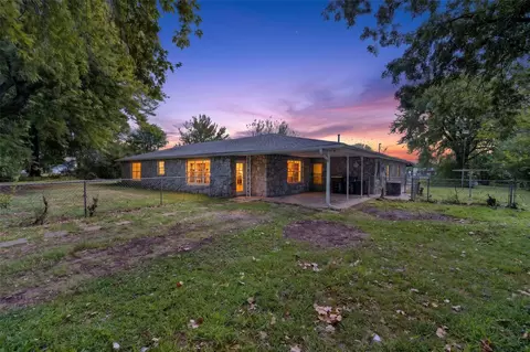 723 N Bristow Ave, Coweta, OK 74429