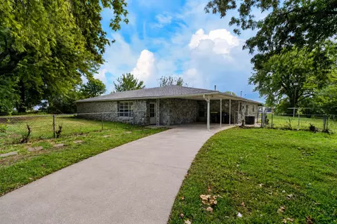 723 N Bristow Ave, Coweta, OK 74429