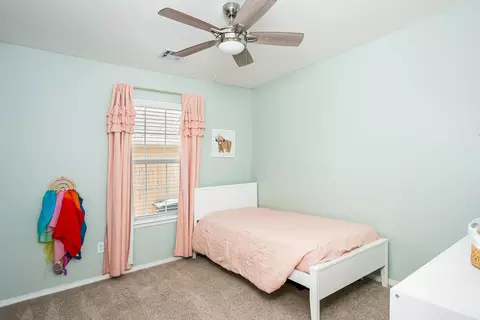 Bedroom - 19610 E 49th Pl S, Broken Arrow, OK 74014 photo 4 of 7