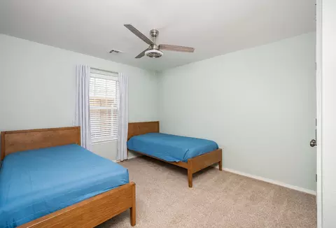 Bedroom - 19610 E 49th Pl S, Broken Arrow, OK 74014 photo 3 of 7