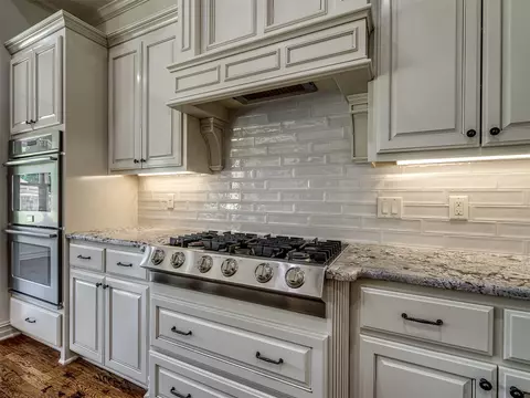 Kitchen - 5902 E 110th Pl, Tulsa, OK 74137 photo 7 of 8