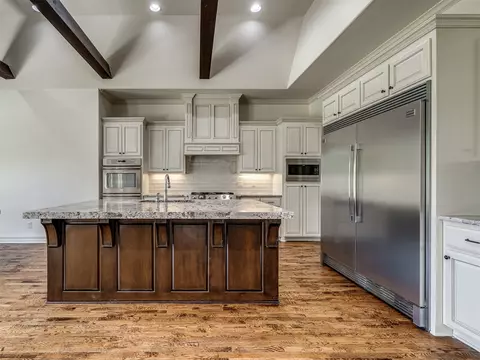 Kitchen - 5902 E 110th Pl, Tulsa, OK 74137 photo 3 of 8