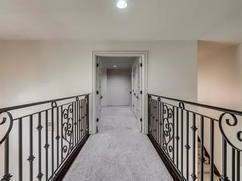 Entry Way - 5902 E 110th Pl, Tulsa, OK 74137 photo 11 of 12