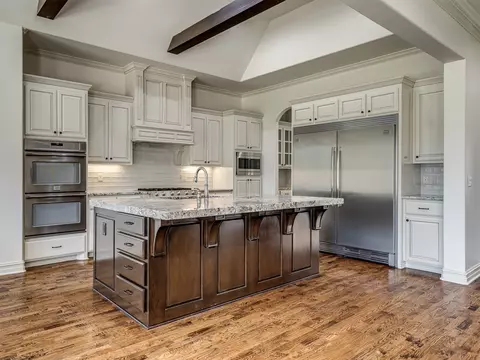 Kitchen - 5902 E 110th Pl, Tulsa, OK 74137 photo 1 of 8