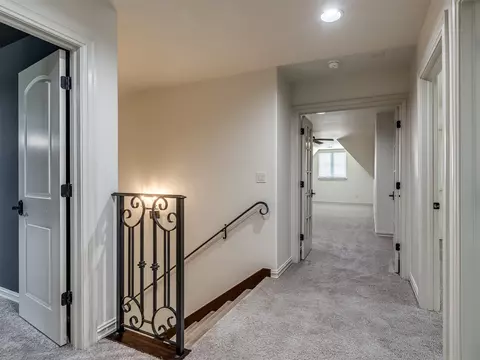 Entry Way - 5902 E 110th Pl, Tulsa, OK 74137 photo 7 of 12