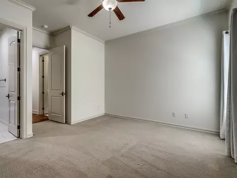 Bedroom - 5902 E 110th Pl, Tulsa, OK 74137 photo 6 of 16