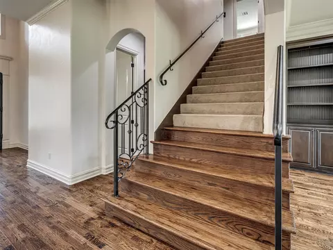 Entry Way - 5902 E 110th Pl, Tulsa, OK 74137 photo 6 of 12