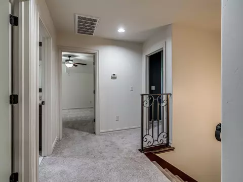 Entry Way - 5902 E 110th Pl, Tulsa, OK 74137 photo 8 of 12