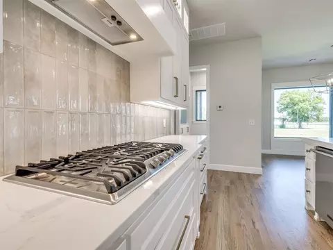 Kitchen - 3211 E 169th St S, Bixby, OK 74008 photo 8 of 10