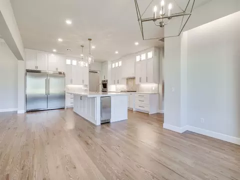 Kitchen - 3211 E 169th St S, Bixby, OK 74008 photo 2 of 10