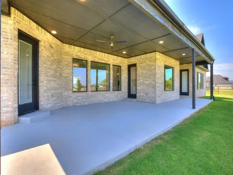 Exterior - 3211 E 169th St S, Bixby, OK 74008 photo 11 of 11