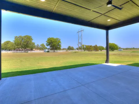 Exterior - 3211 E 169th St S, Bixby, OK 74008 photo 10 of 11