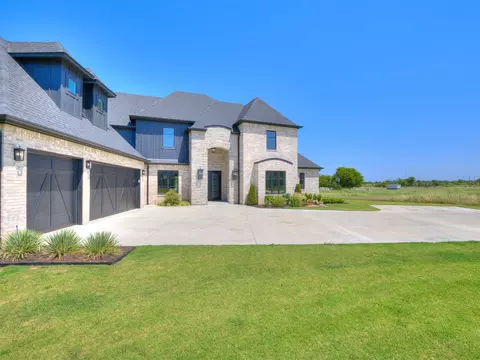 Exterior - 3211 E 169th St S, Bixby, OK 74008 photo 3 of 11
