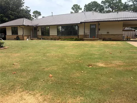 641 Apple St, Sapulpa, OK 74066