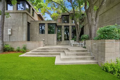 Exterior - 2624 E 33rd St, Tulsa, OK 74105 photo 5 of 8