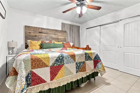 Bedroom - 19 S Whitaker St, Pryor, OK 74361 photo 4 of 6
