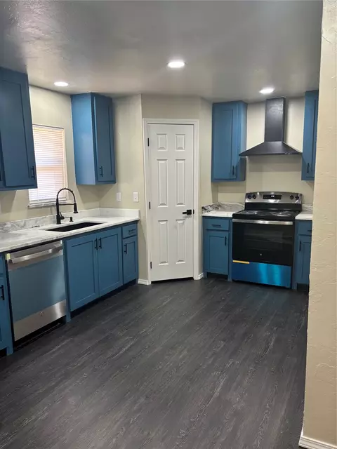 Kitchen - 405 E 8th St, Cushing, OK 74023 photo 1 of 1