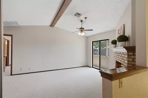 Living - 2842 E 90th Street 902, Tulsa, OK 74137 photo 1 of 3