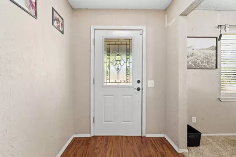 Entry Way - 108 Circle Dr, Davis, OK 73030 photo 2 of 2